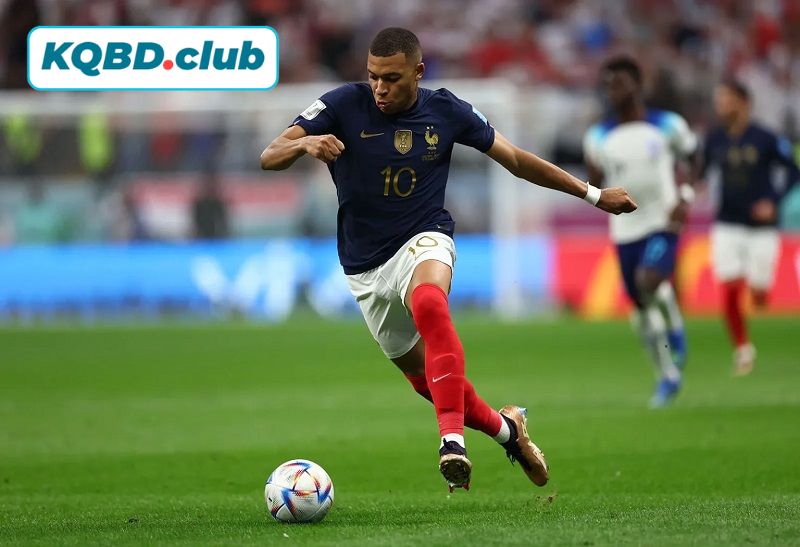 Kylian Mbappé được đánh giá là cái tên số 1 cho quả bóng vàng Kylian Mbappé được đánh giá là cái tên số 1 cho quả bóng vàng